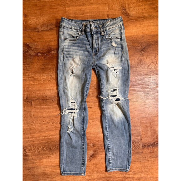 American Eagle cropped distressed denim jeans size 4 - Picture 1 of 1